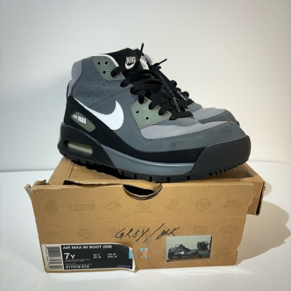 Nike Air Max 90 boot ‘Stealth’  7Y Women’s 8.5 winter boots - Picture 1 of 9